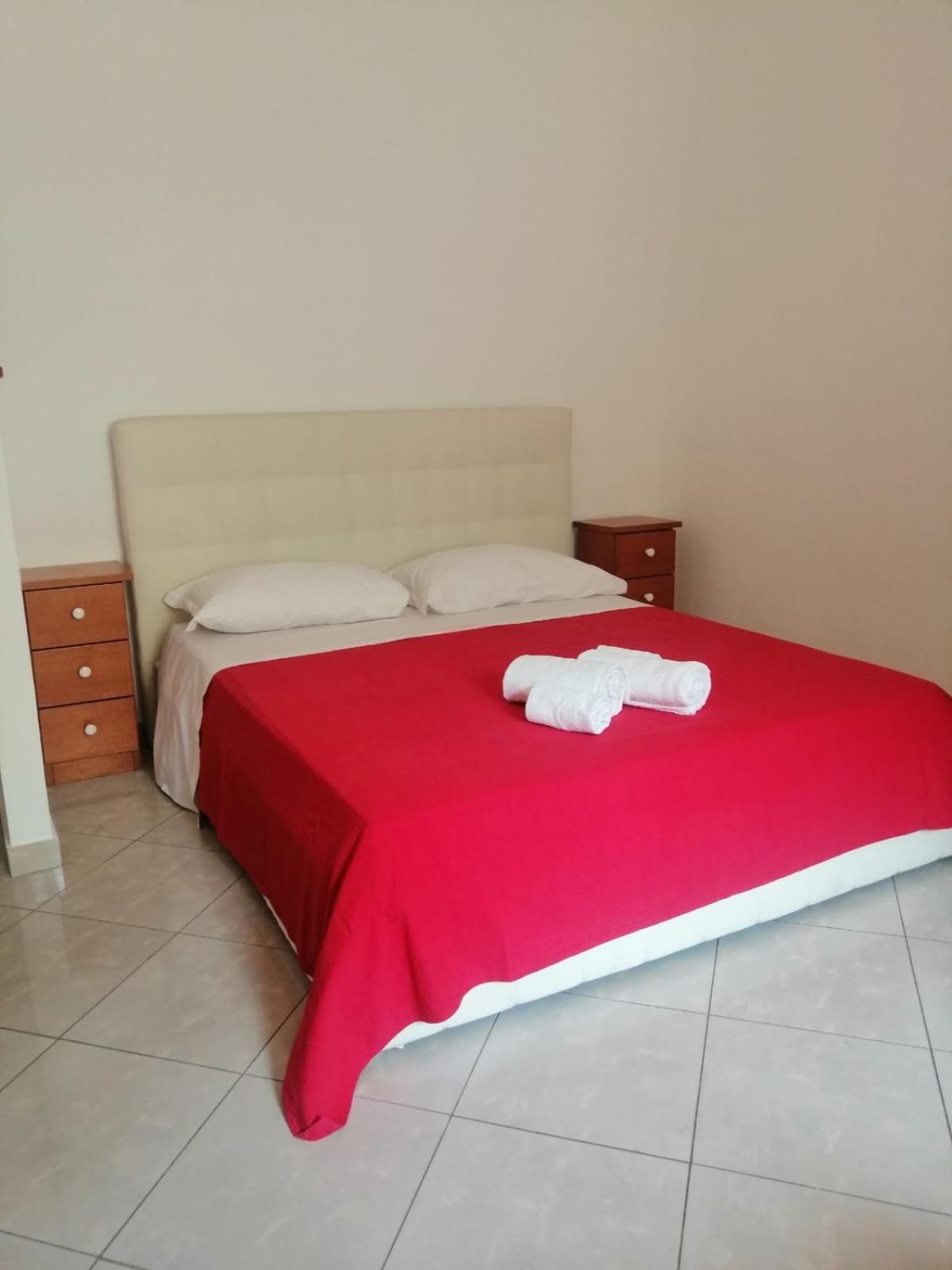 Apartment In Front Of The Train Station! Флоренция Екстериор снимка