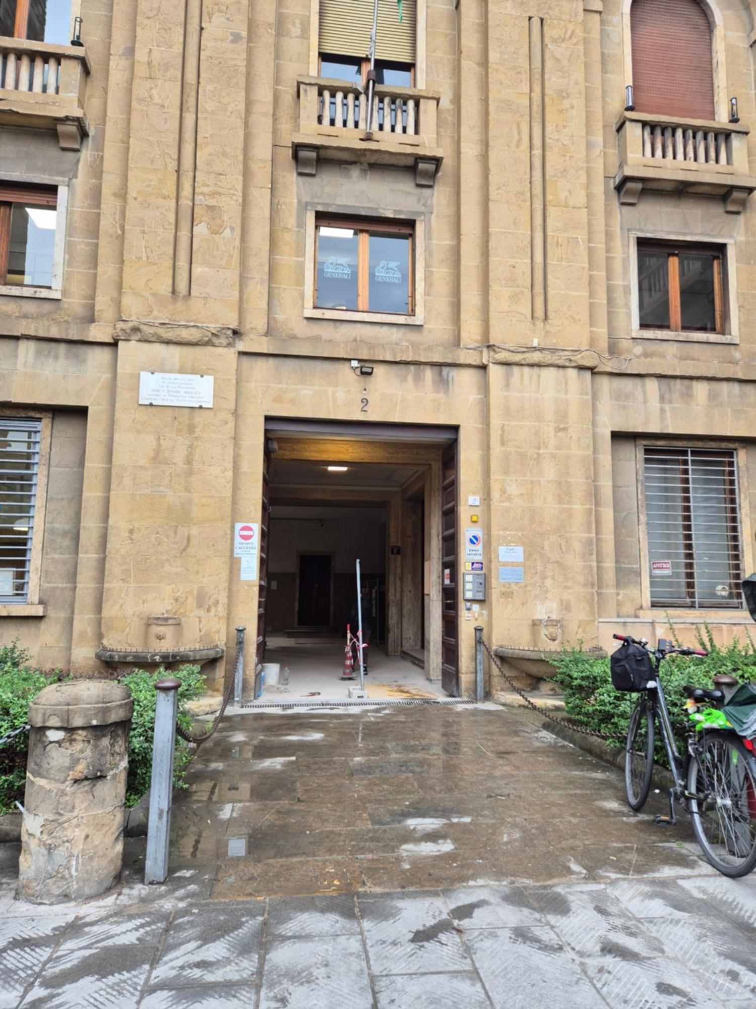 Apartment In Front Of The Train Station! Флоренция Екстериор снимка